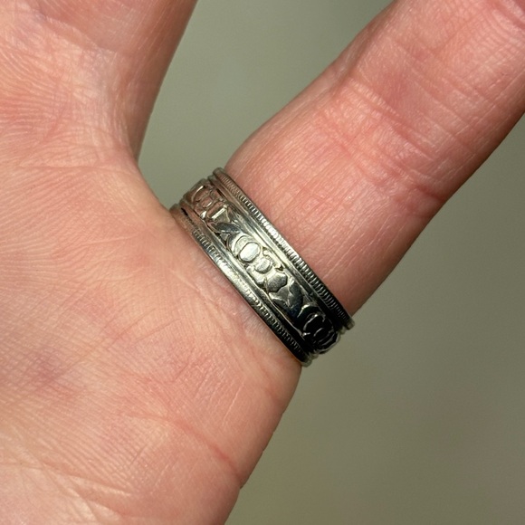 Sterling Silver Antique Engraved Band Ring - Picture 3 of 7